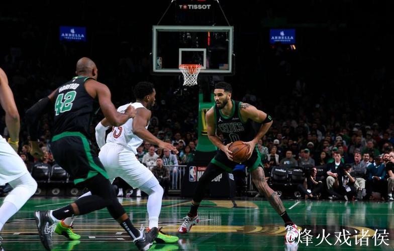 塔图姆33+12完胜米切尔35分 凯尔特人终结骑士15连胜神话